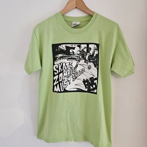 Skate Zombies Must Shred Shirt Mens Small Skateboarding Skeleton Streetwear